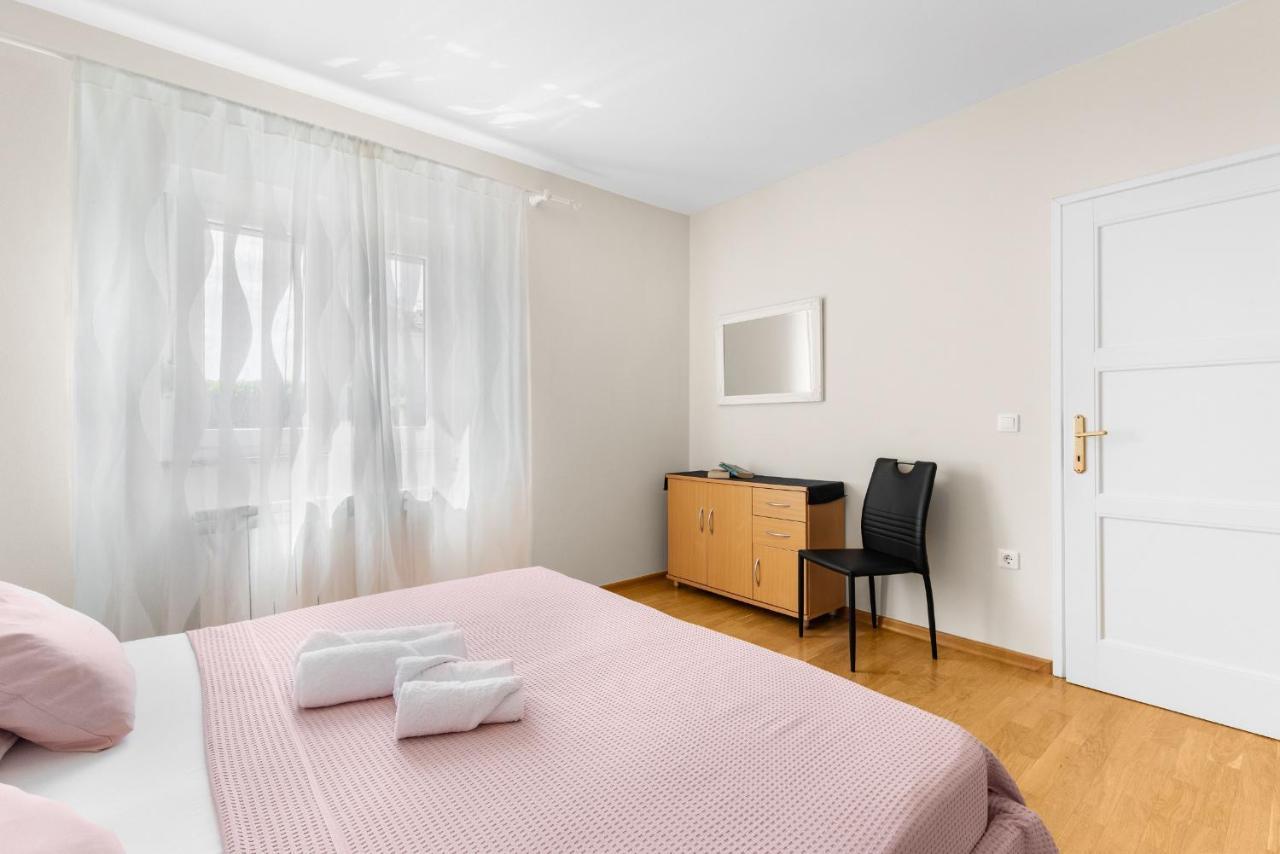 Villa Hope Apartments Poreč Extérieur photo