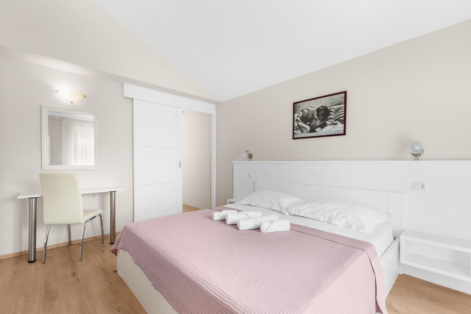 Villa Hope Apartments Poreč Extérieur photo